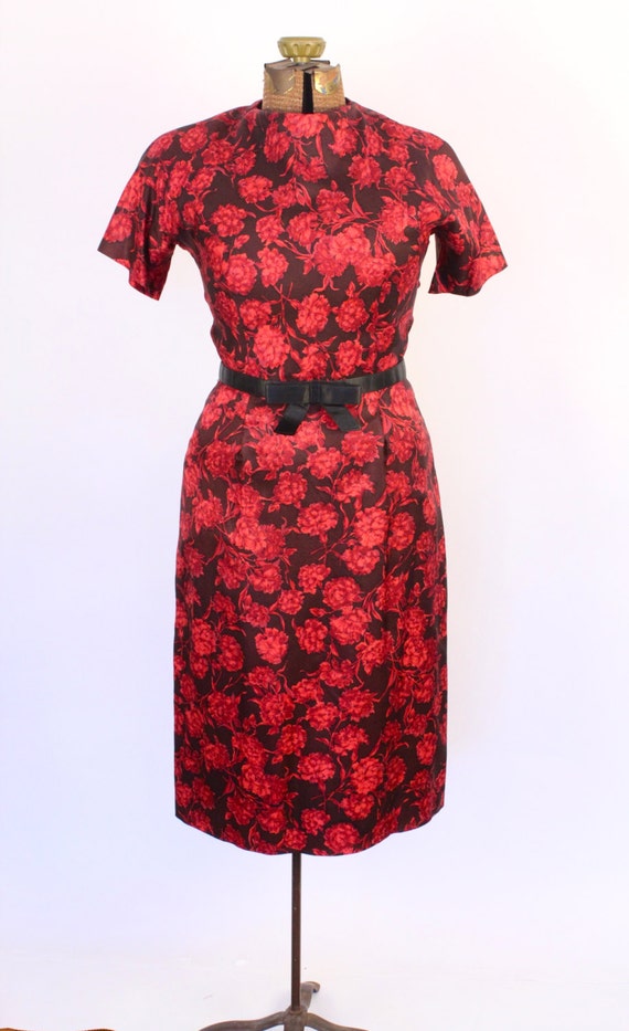 1960s Red on Brown Floral Bombshell Wiggle Dress,… - image 2