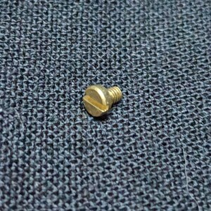 Cartier love deals bracelet screw