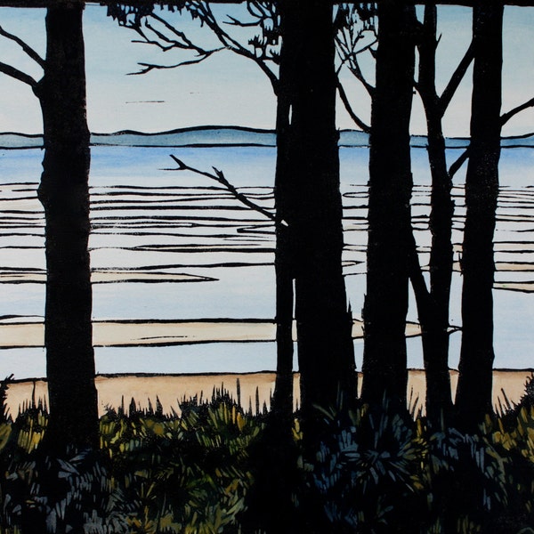 Sechs Bäume Parkers Beach, Linolschnitt handbemalt, Baum Silhouette, Strandszene Linoldruck, Australien