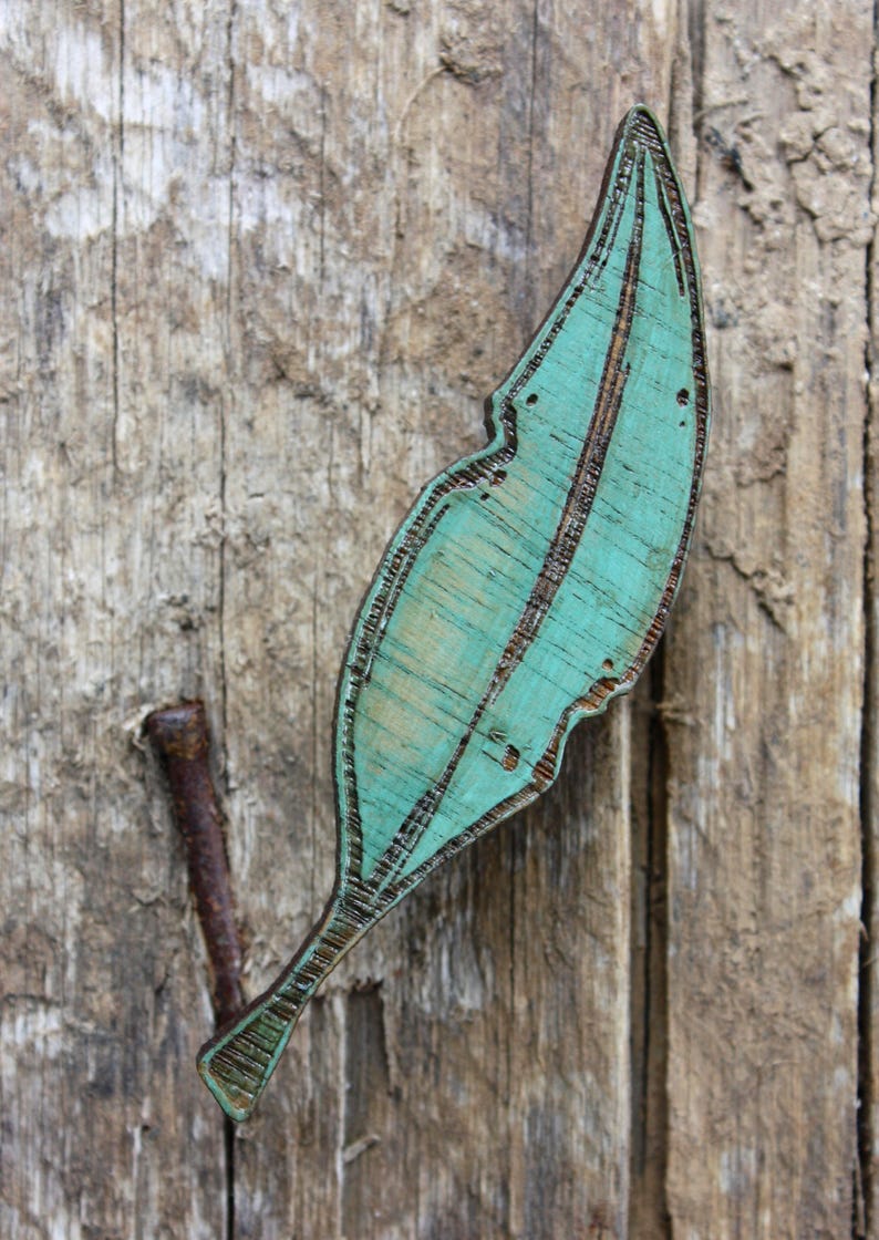 Wooden Gum Leaf Brooch, Hand Painted Leaf Brooch, Blue Gum Leaf Brooch, Eucalyptus Leaf image 6