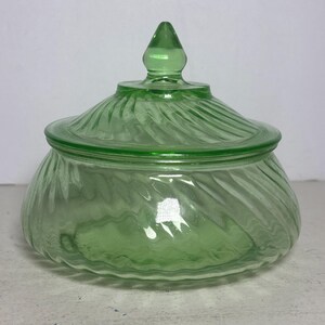 Dulcera de vidrio de uranio con tapa, diseño vintage de Anchor Hocking Spiral, envío gratis.