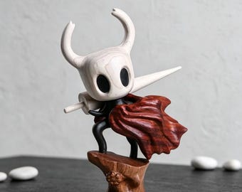 Walnut Wood Hollow Knight Figurine, Handmade Fantasy Game Decor, Gamer Shelf Tabletop Collectible Art