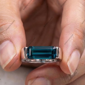 London Blue Topaz Ring 925 Sterling Silver, Emerald Cut East West Bezel Ring, Unisex Topaz Ring, Modern Statement Ring, Minimalist Rings