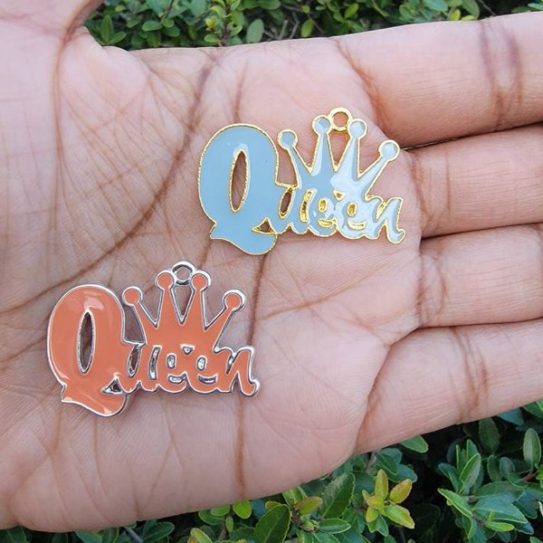 Queen Charm w/ Crown