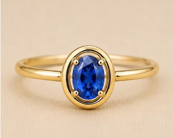 Saffierring • Ring met in het laboratorium gekweekte saffier • Ovale solitaire ring • Minimalistische verlovingsring • Sieraden met de geboortesteen van september • Cadeau voor haar
