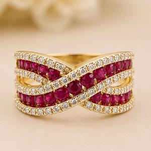 Rubin-Kreuzring • Roter Rubinring aus dem Labor • Stapelbarer Ehering • Ineinandergreifender Ringschutz • Ehering • Geschenk für Sie