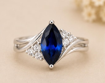 Saffier marquise ring • Ring met in het laboratorium gekweekte saffier • Blauwe edelsteen met marquise slijping • Geboortesteen van september • Verlovingsring