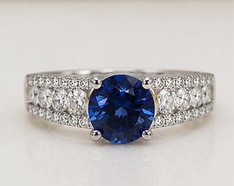 Ring met in het laboratorium gekweekte blauwe saffier • Ring met blauwe edelsteen • Rondgeslepen verlovingsring • Sieraden met de geboortesteen van september • Trouwring • Cadeau voor haar
