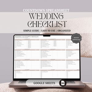 Puede incluir: Una lista de verificación digital para la cuenta regresiva de una boda mostrada en la pantalla de una computadora portátil. La hoja de cálculo presenta columnas organizadas para tareas, fechas y notas, categorizadas por plazos. Texto: Google Sheets.