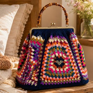 Granny Square Frame Bag Crochet Pattern, Colorful Kiss Lock Purse (PDF Pattern)