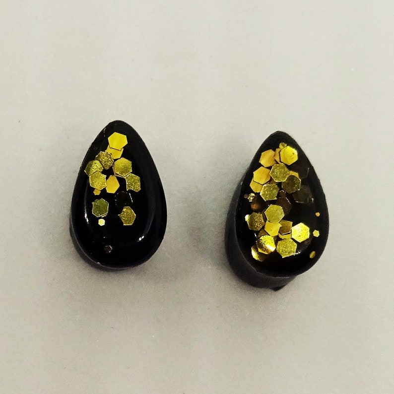 Black and Gold Teardrop Plugs 2g B Grade 6mm