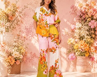 Zweiteiliges Leinen-Set mit Blumenmuster, Bluse mit Knopfleiste, Hose mit weitem Bein, Boho-Sommer-Set