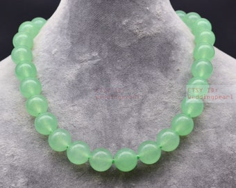 14mm Mint Green color Jade Necklace, Single Strand Big Light Green Beaded Necklace, statement necklace, green stone necklace, women necklace