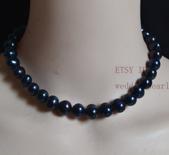 Big black pearl sale necklace