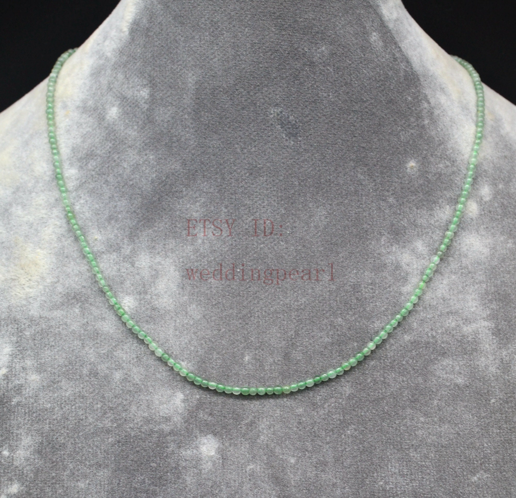 Green small outlet beads necklace
