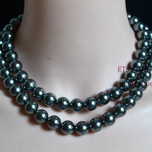 big shell Pearl Necklace, double strands 12 mm dark gray mother of Pearl necklace, statement necklace, women necklace, dark gray beaded