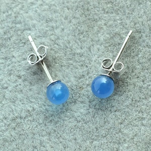 light blue earrings,small earrings, 4mm round jade earrings, littler girl earing,kid earring,children earrings,tiny stud earrings,