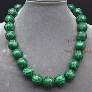 Collar grande de malaquita, collar de cuentas verdes de 18 mm, collar para mujer, collar para hombre, cada cuenta anudada a mano, collar llamativo, collar verde