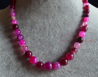 Collier progressif en agate amarante, collier en agate simple brin, collier de demoiselle d'honneur, collier pour femme, collier tendance, collier de perles fuchsia