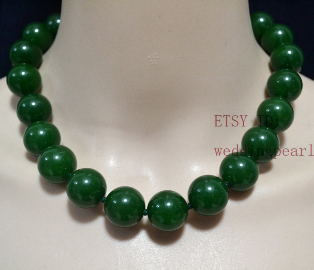 •NOCTURNA• green mountain jade + silver necklace (18