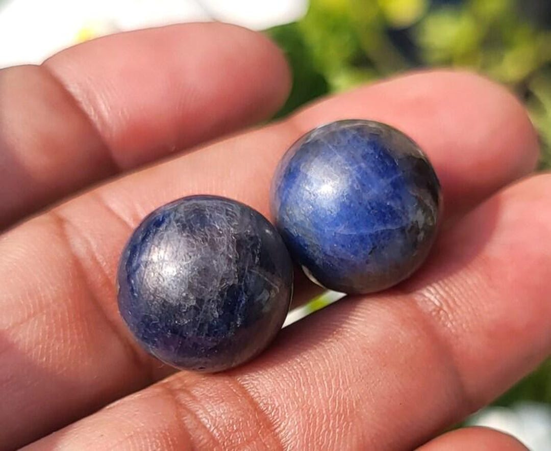 Natural Blue Sapphire Sphere, Healing Crystal (17mm, 90 Carats) - Etsy