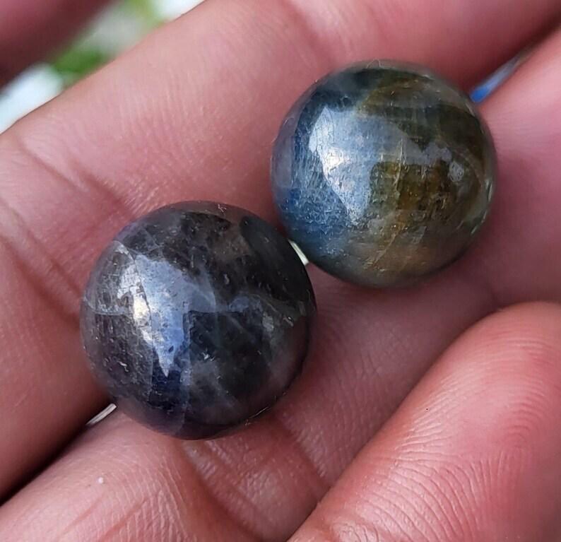 Natural Blue Sapphire Sphere, Healing Crystal (16mm, 85 Carats) - Etsy
