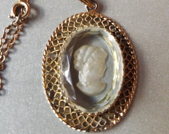 Vintage Silvertone Whiting /& Davis Cameo Pendant Necklace Whiting and Davis