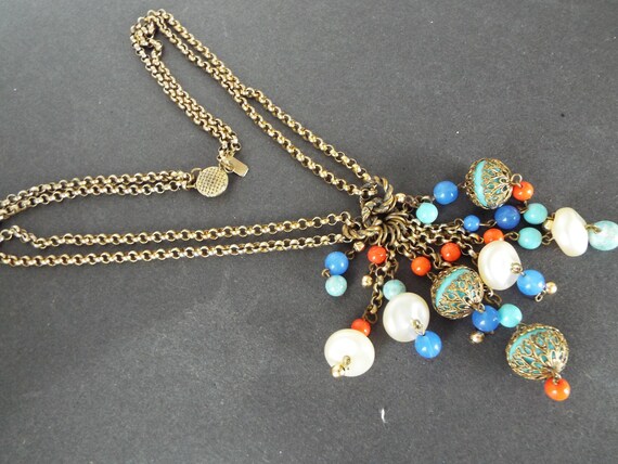 vintage  cluster charm necklace multi stone tasse… - image 2