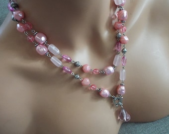 retro jewelry set earrings necklace single 42"  strand iridescent satin pink Lucite  pearl textured beaded  chunky necklace  bubble gum