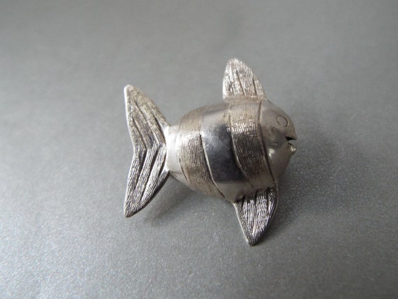 Mexican Taxco  sterling silver tropical fish pin … - image 1