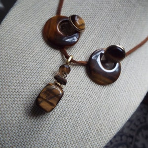 tiger&#39;s eye pendant earrings   jewelry set tiger eye semi precious stone necklace earrings adjustable tiger eye hoop earrings