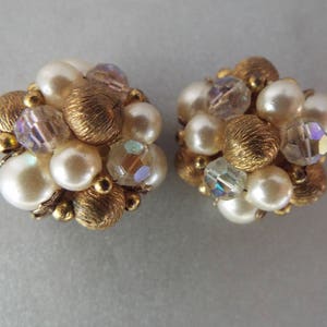 Lisner crystal pearl gold bead cluster clip earrings image 1