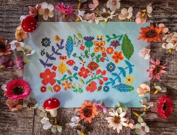 Flowers Cross Stitch Pattern - Cross Stitch Digital Pattern PDF