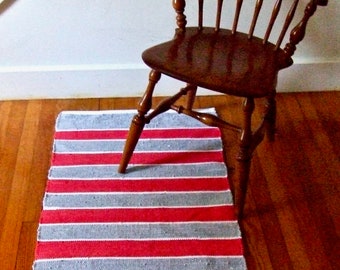 Handwoven To-A-Tee T-Shirt Rug, coral, grey, and white stripes, 24.5" x 39.75", recycled Scandi farmhouse country rug, free shipping