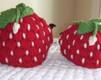 Knitting Pattern–Spouted Strawberry Tea Cozy, knit strawberry fruit leaves spout tea cozy PDF pattern, in English Only