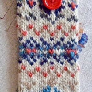 Knitting Pattern The I's Have It Beach Roses Cell Phone/Eyeglass Cover, PDF pattern, in English Only image 2