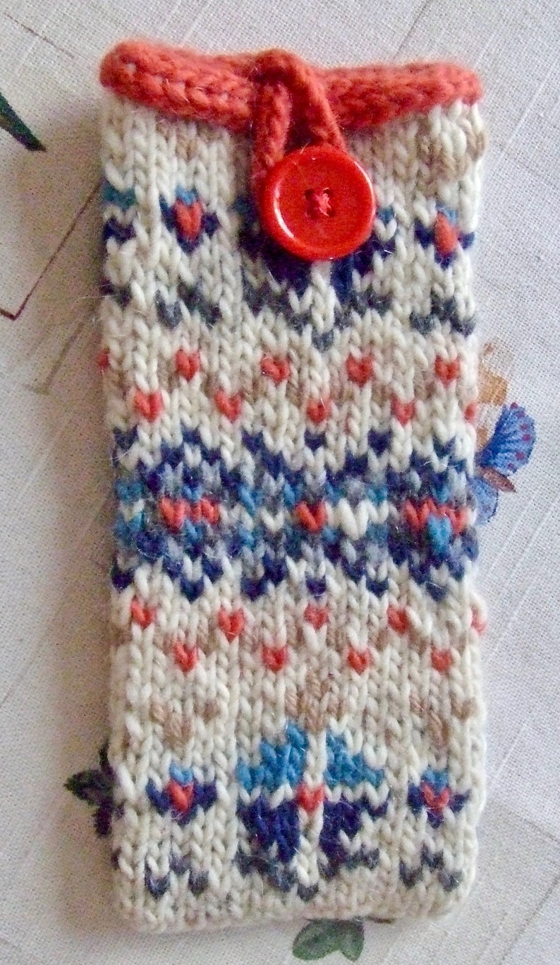 Knitting Pattern The I's Have It Beach Roses Cell Phone/Eyeglass Cover, PDF pattern, in English Only image 2