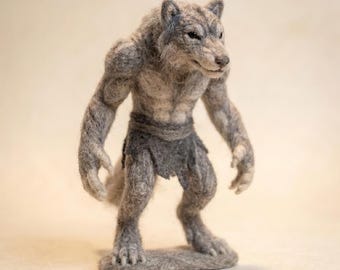 Filcowa figurka wilkołaka, ręcznie robiony filcowy wilkołak z wełny, dekoracja na Halloween w stylu gotyckim, przedmiot kolekcjonerski w stylu mrocznego fantasy, prezent z gatunku horroru