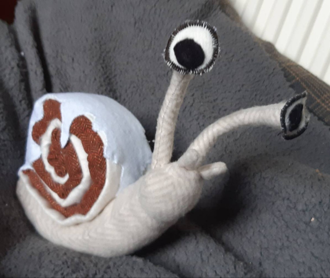 Cinnasnail A Bugsnax Plushie a Cinnamon Roll Snail. | Etsy UK