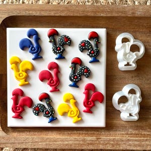 Galo de Barcelos Ausstechform aus Modelliermasse – portugiesisches Hahn-Design – 3,4 cm – Tonwerkzeug für Ohrringe – traditionelle Volkskunst