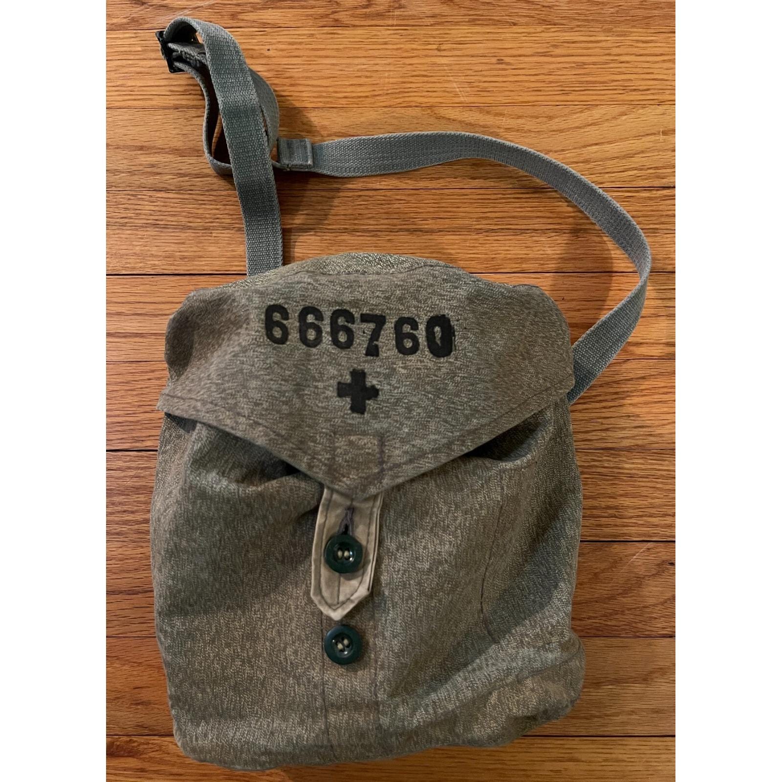 Vintage Army First Aid Bag - Etsy
