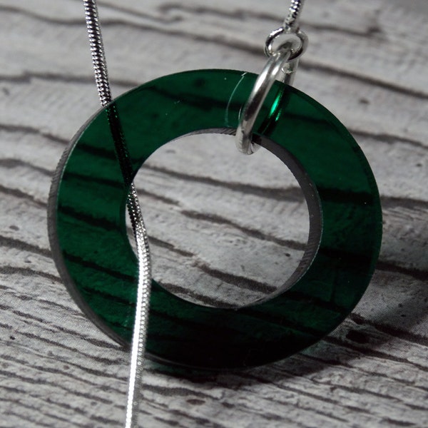 Green Perspex Circles Drop Lariat Necklace