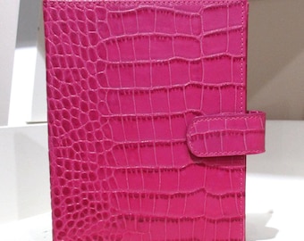 Small Photo Booklet Brag Book Leather holds 20 4x6 Photos Croc Embossed Pink