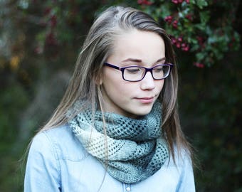 KNITTING PATTERN - Spirit infinity diagonal lace scarf, womens scarf pattern cowl snood - Listing11