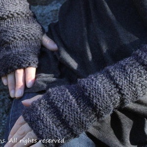 knitting pattern extra long mittens, arm warmers Listing09 image 2