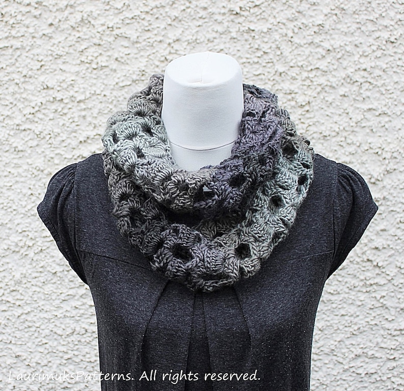 Crochet Lace Infinity Scarf Pattern – Womens Snood (PDF Pattern) - Etsy