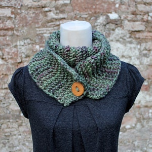 Knitting pattern, womens scarf snood pattern Listing86 image 3