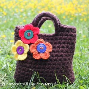 CROCHET PATTERN - Little Girls Little flowers Purse, bag pattern - Listing61