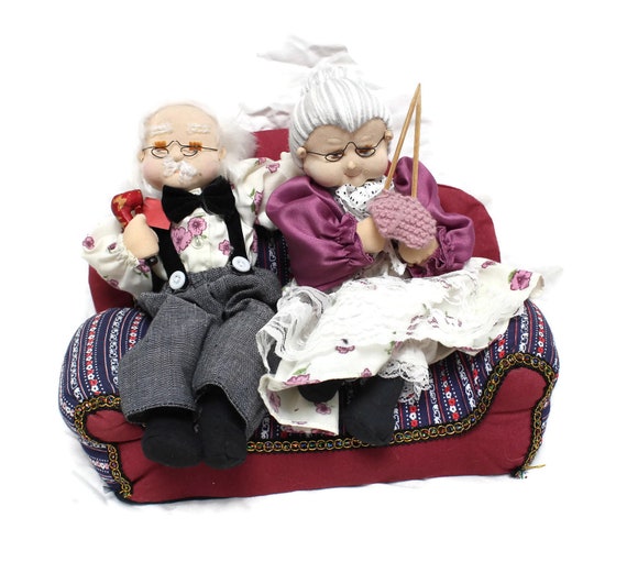 collectible grandma grandpa dolls