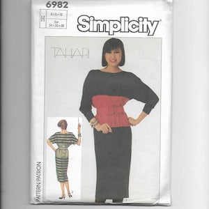 UNCUT Sewing Pattern Simplicity 6982 for Dress, Sz 6-8-10